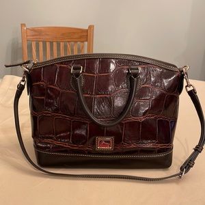 Dooney & Bourke Crossbody Embossed Leather bag